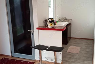 Casă cu 3 camere cu Teren 300 Mp în Livezile - 1