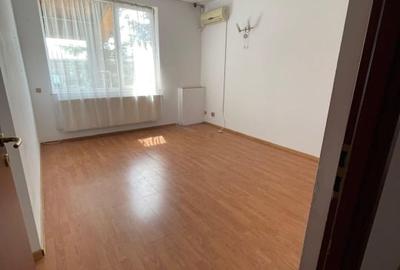 Casă individuală cu 25 camere cu Teren 1900 Mp în Prelungirea Ghencea - 8