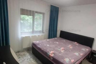 Apartament cu 3 camere decomandat în Călărași - 5