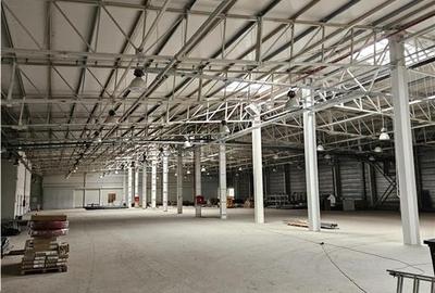 Spațiu industrial, de 2,700 mp, în Vest