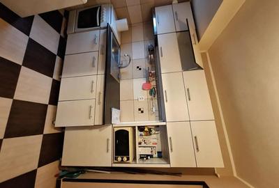 Garsonieră decomandată în Central - 1