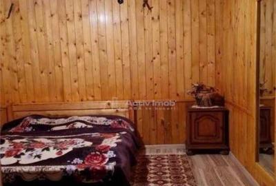 Casă cu 6 camere cu Teren 1618 Mp în Bran - 4