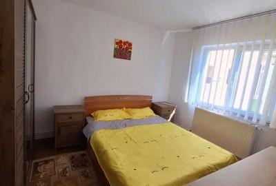 Apartament cu 2 camere semidecomandat în 9 Mai - 1