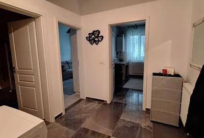 Garsonieră decomandată în Cug - 4