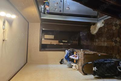 Particular , vand apartament 2 camere decomandate DRISTOR - 4