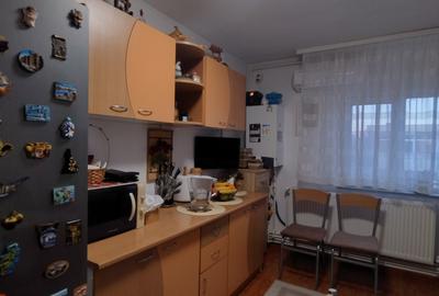 Apartament cu 2 camere decomandat, mobilat în Anda - 16