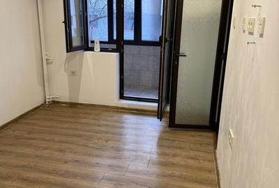 Garsonieră decomandată în Central - 6