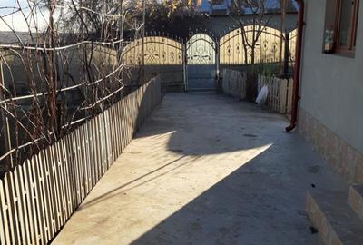 Casă cu 4 camere în Pechea - 3