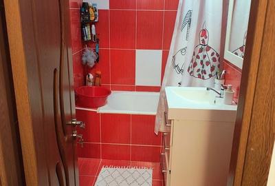 Apartament cu 3 camere decomandat în Dacia - 10