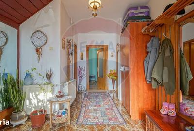 Casă cu 4 camere în Central - 7