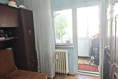 Apartament 2 camere 1 Decembrie , 1980 - 2