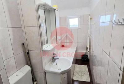 Apartament cu 2 camere semidecomandat în Km 4