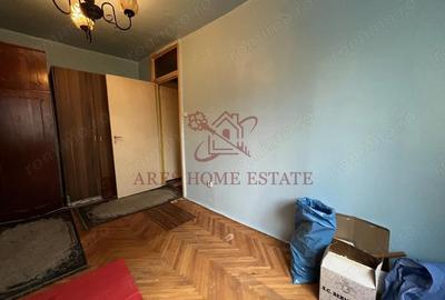 Etaj 1, 3 camere, spatios, 2 bai, centrala proprie zona excelenta - 1