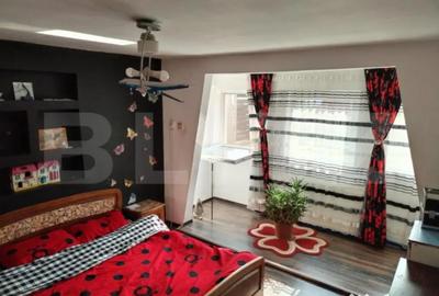 Casă cu 7 camere cu Teren 975 Mp în Central - 3