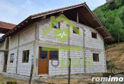 Casa individuala la Marga (Caras-Severin), direct de la proprietar. - 1