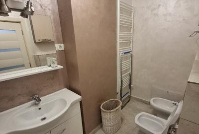Apartament cu 2 camere semidecomandat în Central - 3