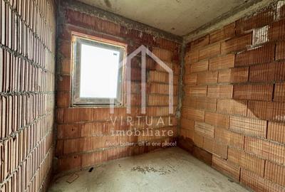 Duplex cu 4 camere cu Canalizare în Gușterița - 10