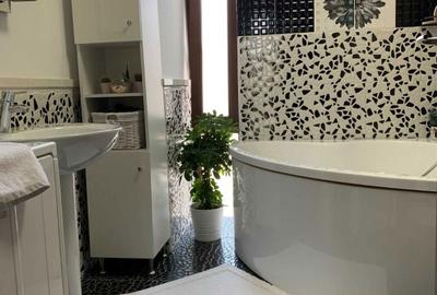 Apartament cu 3 camere semidecomandat în Central - 4