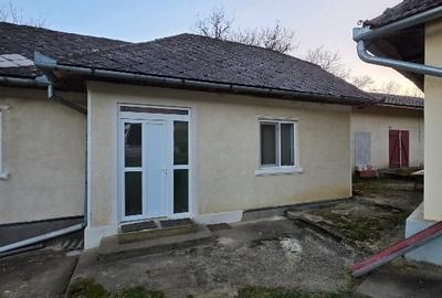 Casă individuală cu 4 camere cu Canalizare în Deleni - 6