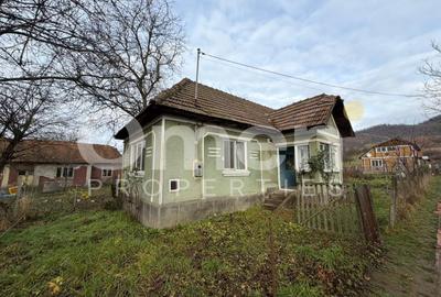 Casă individuală cu 2 camere cu Canalizare în Tăuții de Sus - 2