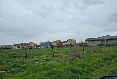 Teren de 370 mp, în Central