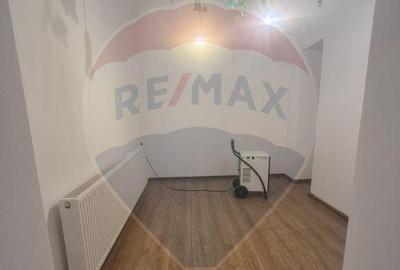 Spațiu comercial, de 130 mp, în Central