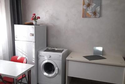 Apartament cu 2 camere decomandat în Central - 2