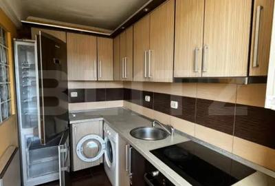 Apartament cu 3 camere semidecomandat în Central - 1