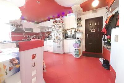 Apartament cu 4 camere decomandat în Decebal - 3