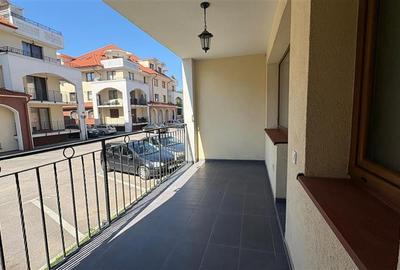 Apartament cu 2 camere decomandat în Tractorul - 4