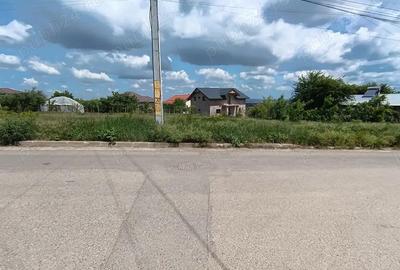 Teren intravilan, toate utilitatile, deschidere la sosea 65 mp, Horpaz, negociabil
