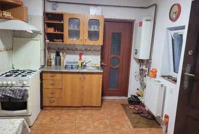 Casă cu 6 camere cu Teren 950 Mp în Glodeanu-Siliștea - 4