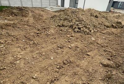 Casă cu 4 camere în Central - 2