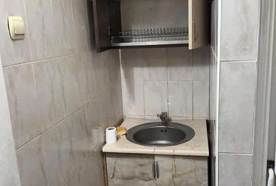 Garsonieră decomandată în Ostroveni - 6