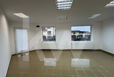 Spatiu comercial de inchiriat - 50 mp - zona foarte linistita de case - 1