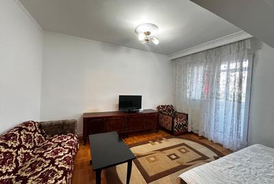 Apartament cu 2 camere decomandat în - 5