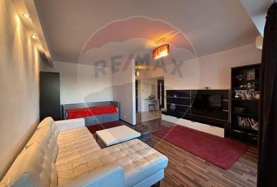 De inchiriat | 2 camere + parcare | Unirii - 3