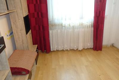 Inchiriez apartament 4 camere decomandat in Deva, et 3 Piata - 14