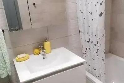 Garsonieră decomandată în Central - 1