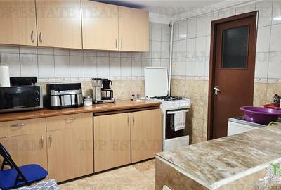Apartament cu 5 camere decomandat în Giulești - 17