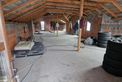 Casă cu 3 camere cu Teren 2722 Mp în Vidra - 9