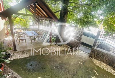 Casă cu 12 camere cu Teren 390 Mp în Central - 7