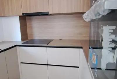 Casă cu 4 camere cu Canalizare în Titan - 2