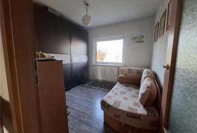 SPITALUL JUDETEAN - 3 cam - 2 bai - 2 balcoane - decomandat - centrala proprie SPITALUL JUDETEAN - 3 cam - 2 bai - 2 balcoane - decomandat - centrala proprie - 6