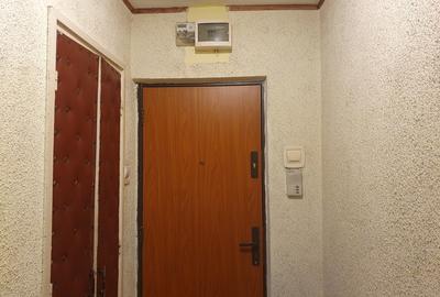 Dr Taberei, V Ialomitei, 3 camere 4/10, dec, bl 78, liber, 2 gr sanitare - 1