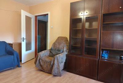 Apartament cu 2 camere decomandat în Rogerius