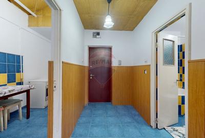 Comision 0%  Garsoniera langa partie Predeal - 2