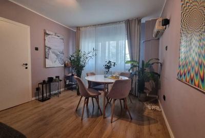 Apartament cu 2 camere decomandat, mobilat în Polonă