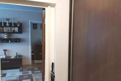 Apartament cu 3 camere semidecomandat, mobilat în Bucur Obor - 2