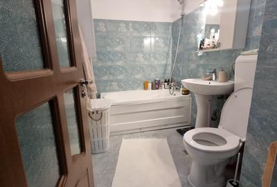 Garsonieră decomandată, mobilată în Central - 5